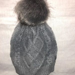NWT J.Crew Grey Cableknit Pompom Beanie Acrylic OS
